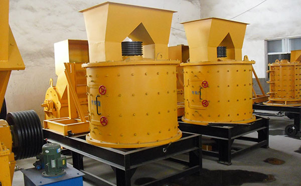 白云石復(fù)合式破碎機(jī) 白云石復(fù)合式破碎機(jī)